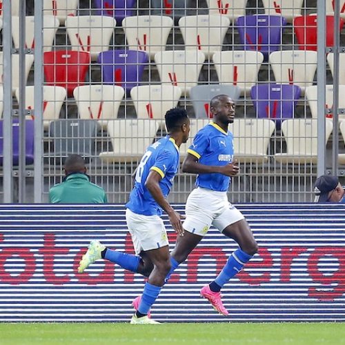 Sundowns pay tribute to Shalulile after 100 goal milestone