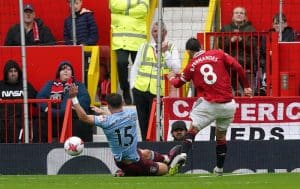Read more about the article Man Utd beat Villa to strengthen hold on top four