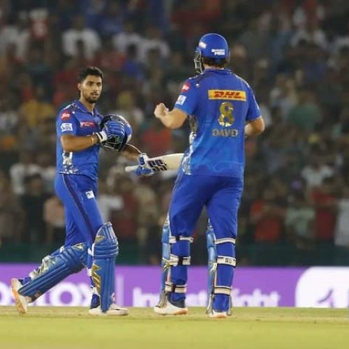 Mumbai Indians chase down 215 to beat Punjab Kings by six wickets
