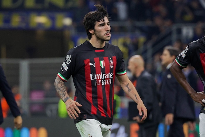 You are currently viewing Newcastle close to signing Tonali from AC Milan