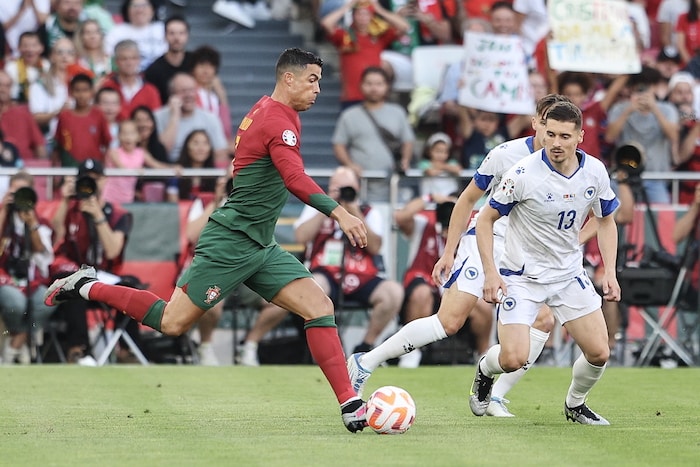 You are currently viewing Ronaldo: I will never give up playing for Portugal