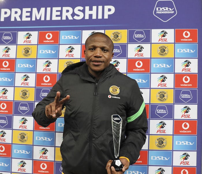 You are currently viewing Lebogang Manyama retires from football