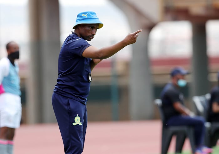 You are currently viewing Surprise Moriri lands new coaching role at Sundowns