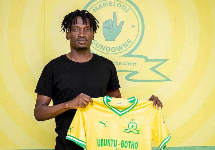 You are currently viewing Lesiba Nku opens up on joining Sundowns