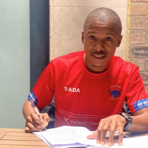 Chippa sign former Pirates man Luvuyo Memela