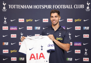 Read more about the article Tottenham sign Israel forward Solomon