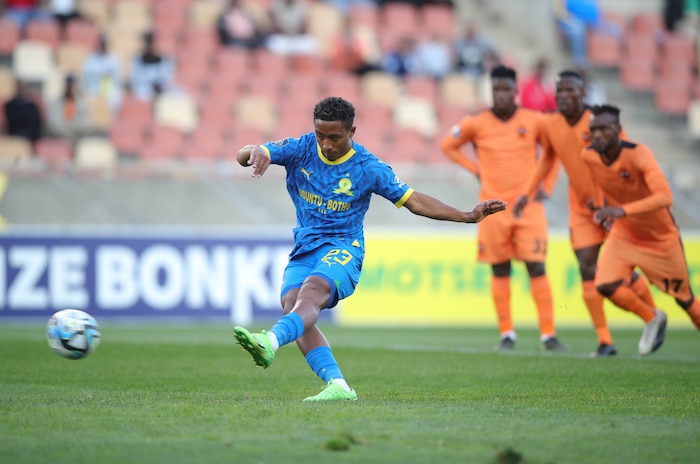 You are currently viewing Ribeiro’s double inspire Sundowns to sixth straight win