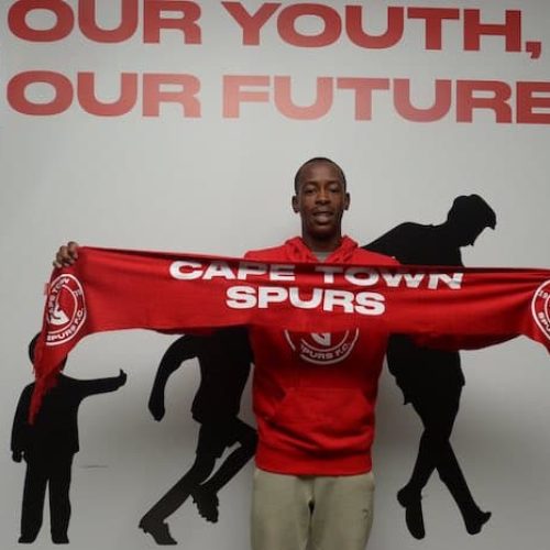 CT Spurs sign Lukhubeni on loan from Sundowns