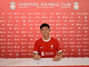 Read more about the article Liverpool sign Endo from Stuttgart