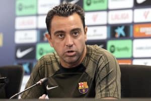 Read more about the article Xavi extends stay at Barcelona until 2025