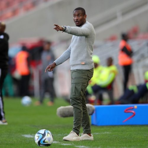 Mokwena: A team like Kaizer Chiefs at FNB is not easy