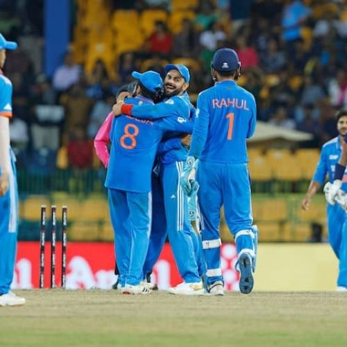India defeat Sri Lanka to reach Asia Cup final
