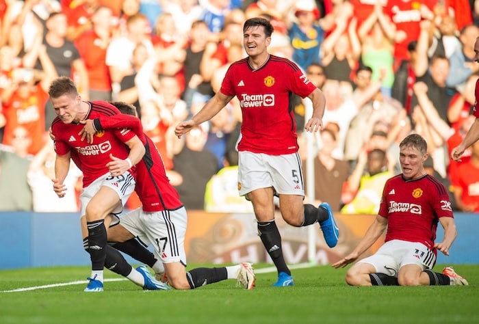 You are currently viewing McTominay double fires Man Utd to dramatic win over Brentford