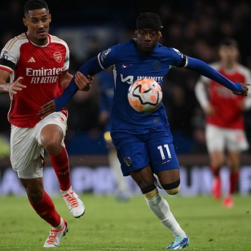 Arsenal hit back to deny Chelsea