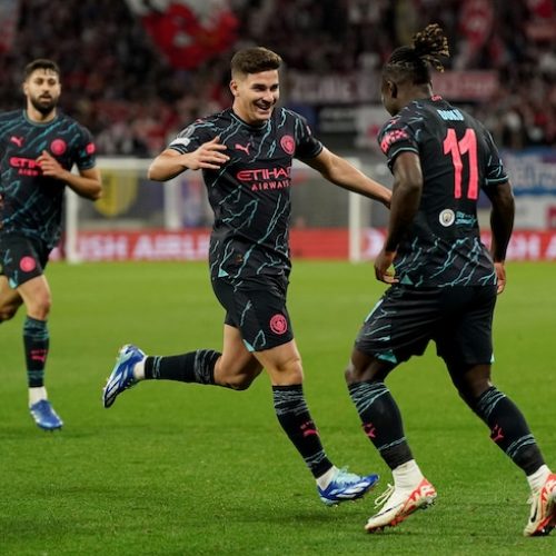 Alvarez, Doku helps Man City defeat Leipzig