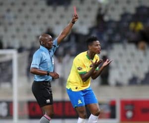 Read more about the article Watch: Zungu sees red after Parker’s potential career-ending tackle