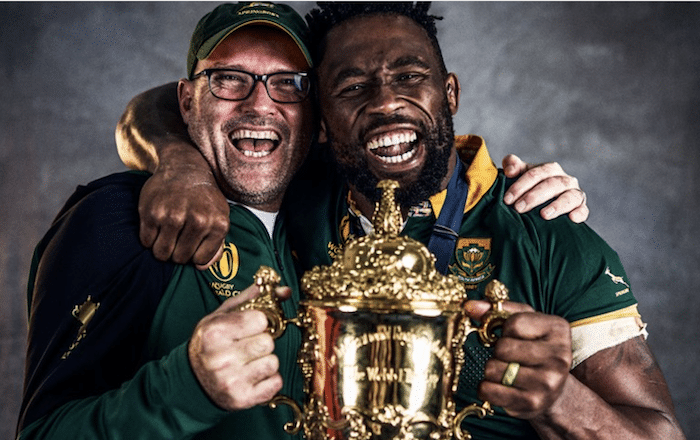 You are currently viewing Kolisi pays emotional tribute to departing Nienaber
