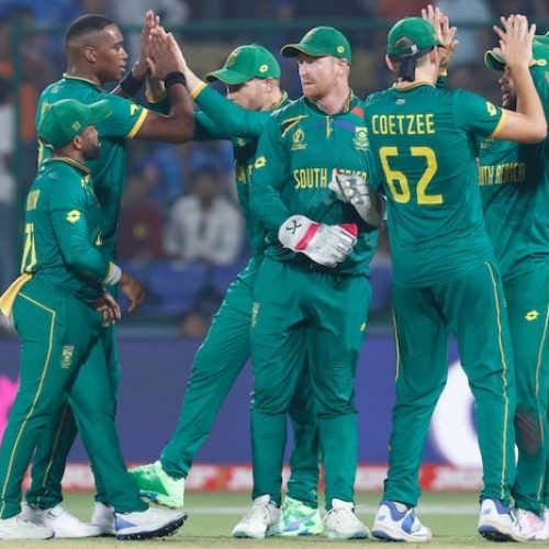 South Africa defeat Sri Lanka by 102 runs