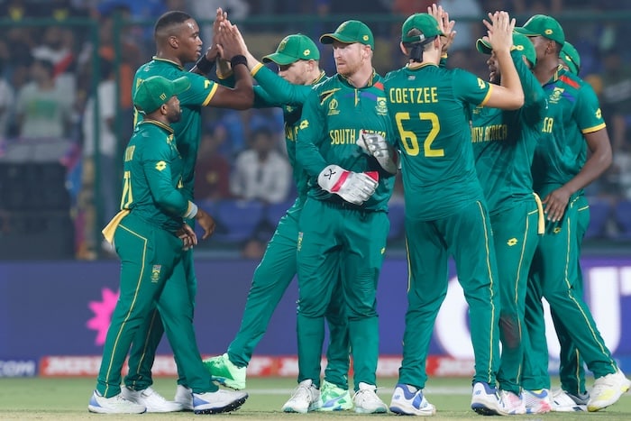 You are currently viewing South Africa defeat Sri Lanka by 102 runs