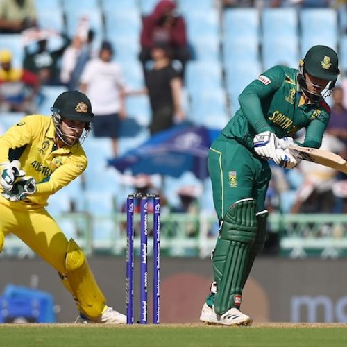 De Kock hits another century as SA post 311-7 against Australia