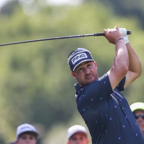 Lawrence leads in Joburg Open