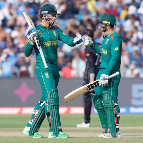 De Kock, Van der Dussen hits centuries as Proteas make 357-4