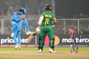 Read more about the article Kohli equals Tendulkar’s record as India thrash South Africa