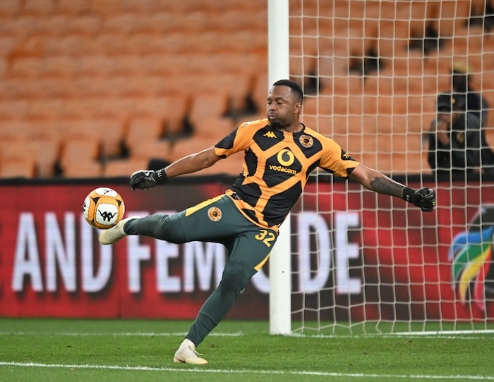 You are currently viewing Khune temporarily separated from Chiefs, stripped of captaincy