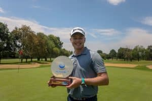 Read more about the article Rising star Van Velzen wins Mediclinic Invitational