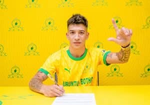 Read more about the article Sundowns sign Argentina midfielder Matías Esquivel