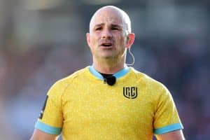 Read more about the article High praise for retiring referee Jaco Peyper