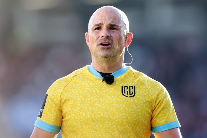 You are currently viewing High praise for retiring referee Jaco Peyper
