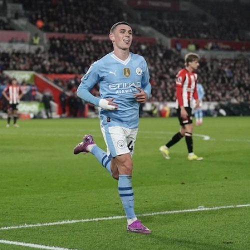 Man City close gap in title race after Foden hat-trick