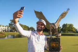 Read more about the article Vive la Ravetto as Frenchman wins Dimension Data Pro-Am