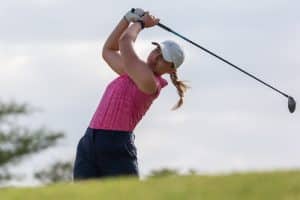 Read more about the article Ellen has a lock on lead in Fidelity ADT Ladies Challenge