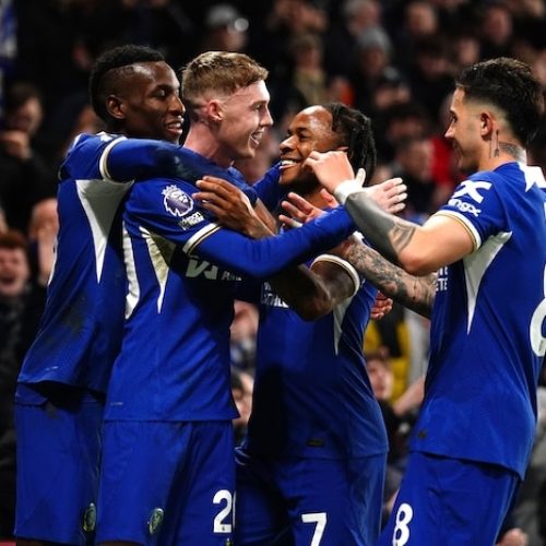 Chelsea leave it late against Leicester to reach FA Cup semis