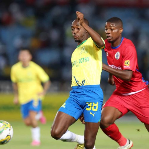 Mokwena explain his decision to not start Shalulile, Matthews