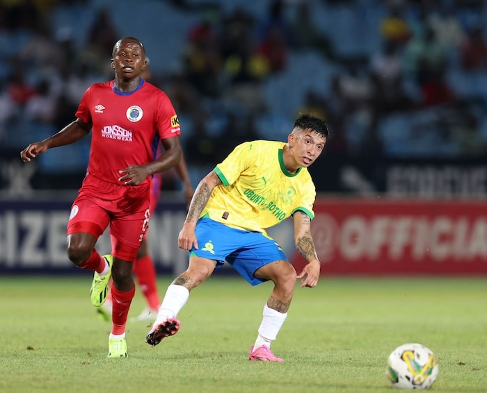 You are currently viewing Esquivel dreams of winning DStv Prem title with Sundowns