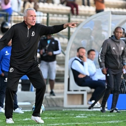 Middendorp wants Spurs to get more “clean” results