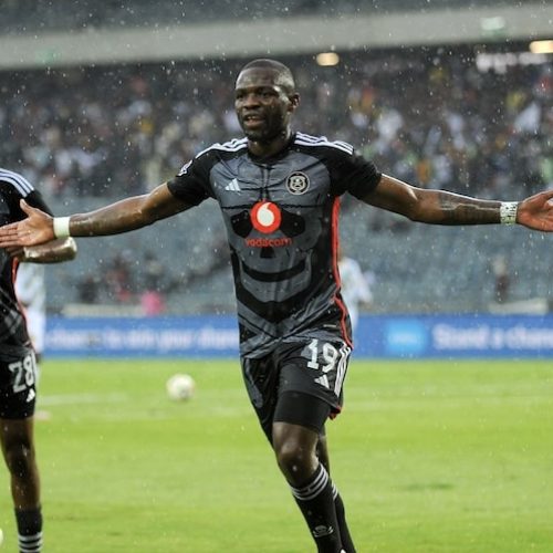 Mabasa nets hat-trick as Pirates hit Arrows for seven