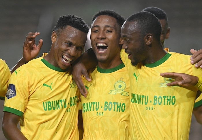 You are currently viewing Sundowns extend unbeaten run in DStv Prem after CT Spurs win