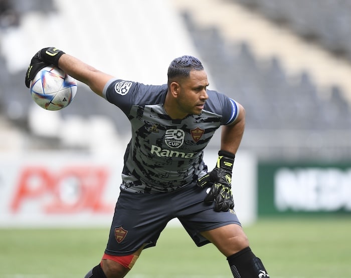 You are currently viewing Langeveldt pens open letter to Stellies and supporters
