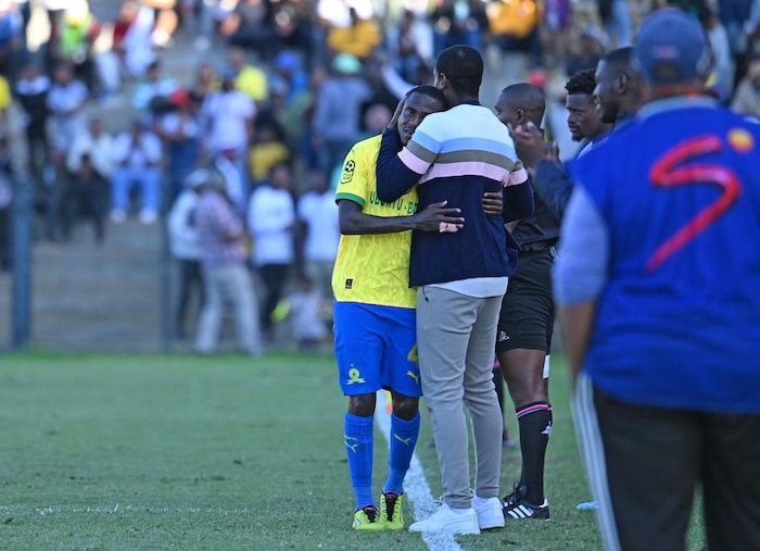 You are currently viewing Mokwena opens up on Lorch incident