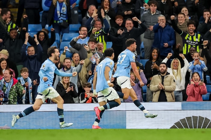 You are currently viewing Nunes nets late winner as Man City edge Villa
