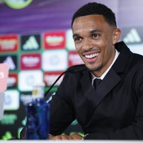 “I want to show my game and win lots of trophies” – Alexander-Arnold