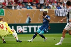 Read more about the article WATCH: Thembinkosi Lorch’s spectacular goal against Juve