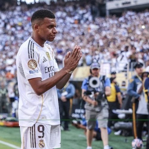 Real edge Dortmund to reach Club WC semis