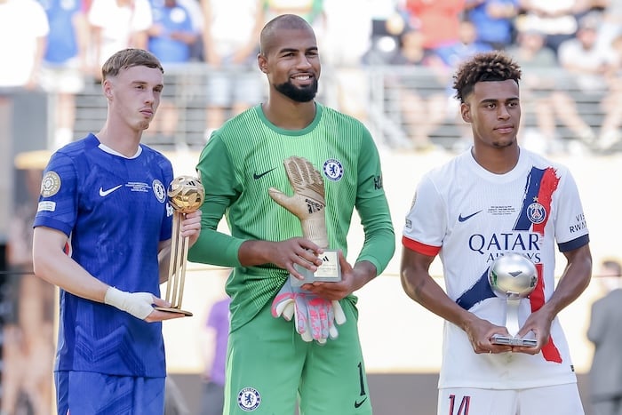 You are currently viewing “Cole Palmer is the best in the world” – Sanchez