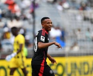 Read more about the article Mofokeng showers Appollis with praise