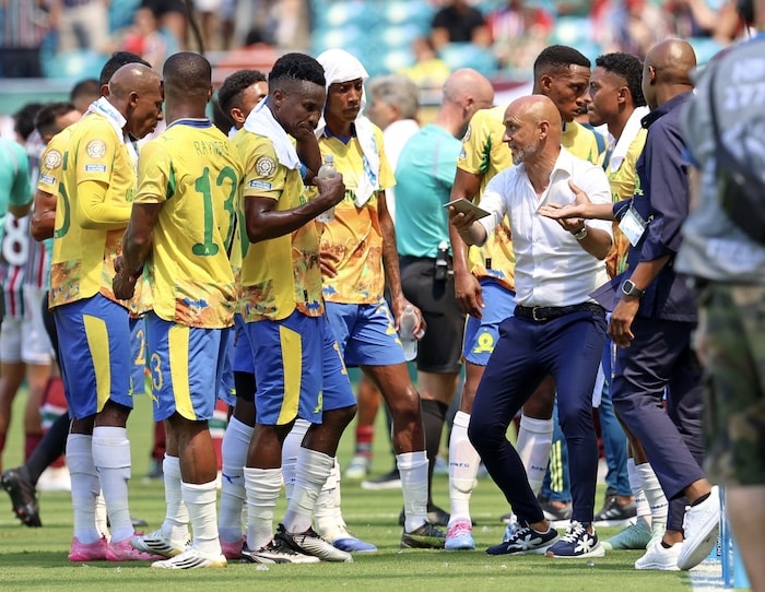 You are currently viewing Cardoso praise his players after PSL nominations